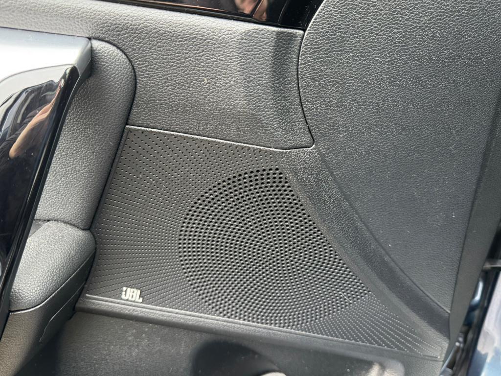 Kia Cee'd 1.4 t-gdi executiveline , apple-carplay, achteruit rijcamera, lee