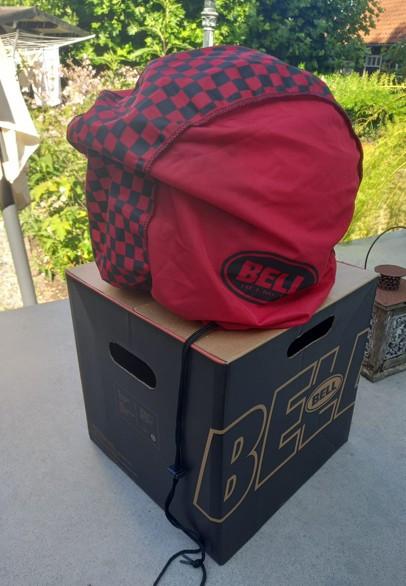 Z.g.a.n. Jethelm Bell Custom 500 XL te groot gekocht mag nu weer weg