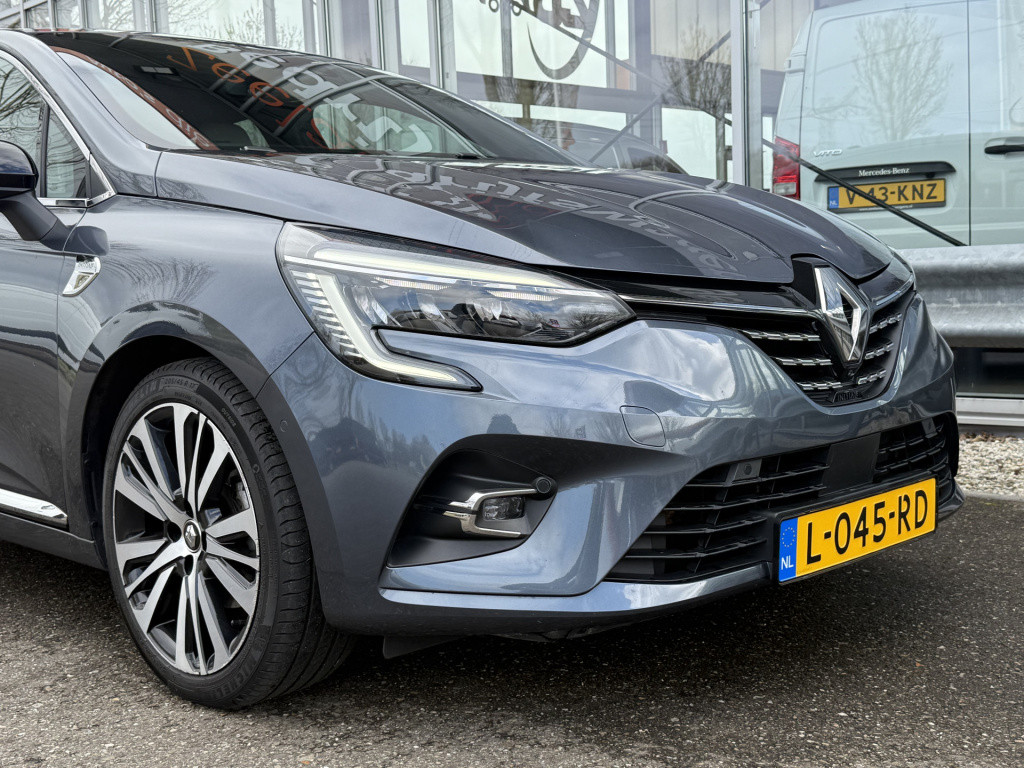 Renault Clio 1.6 e-tech hybrid 140 initiale paris | nl-auto | dealer ond. |