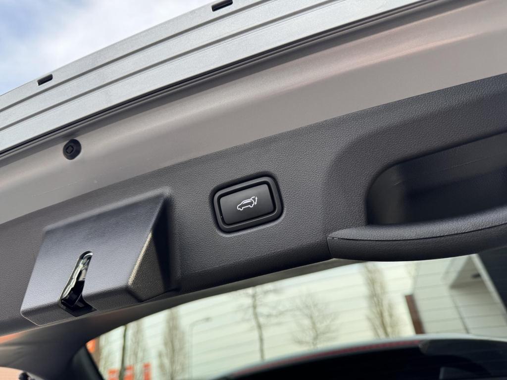 Hyundai Tucson 1.6 t-gdi phev premium 4wd soh 99% nl-auto, 1350kg trekgewic