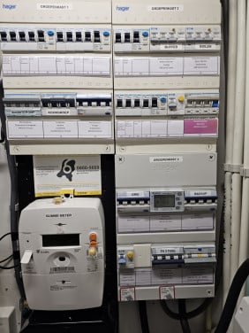 Bied zich aan ervaren elektrotechnisch monteur
