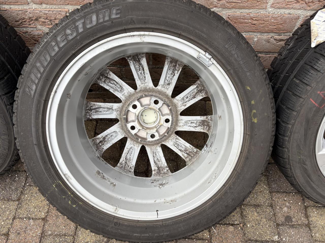 Winterbanden en velgen