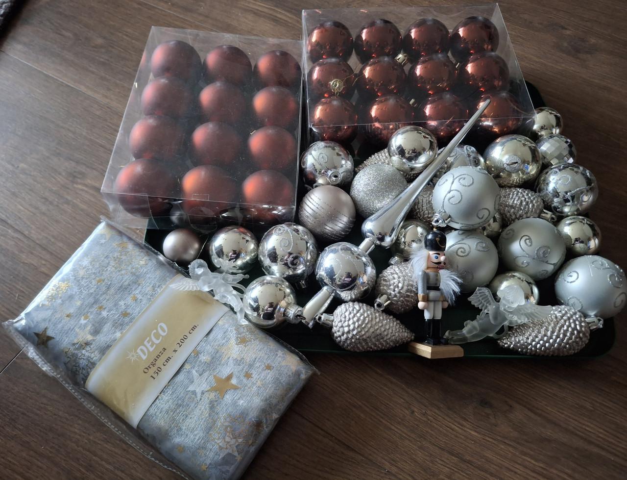 Kerstballen, zilver/bordeaux rood