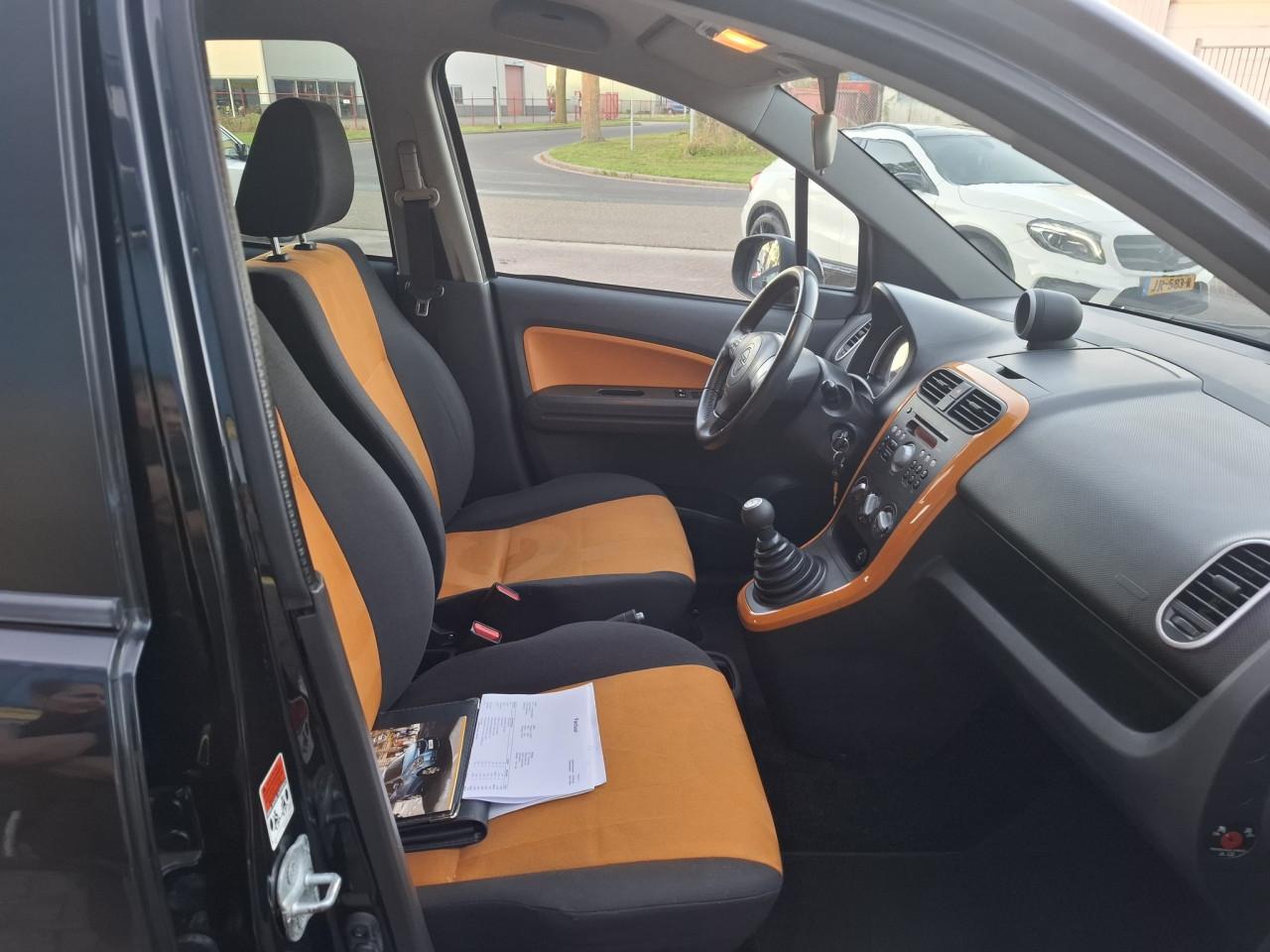 Opel Agila 1.2 Enjoy 5 deurs bj:2009 airco lm-velgen