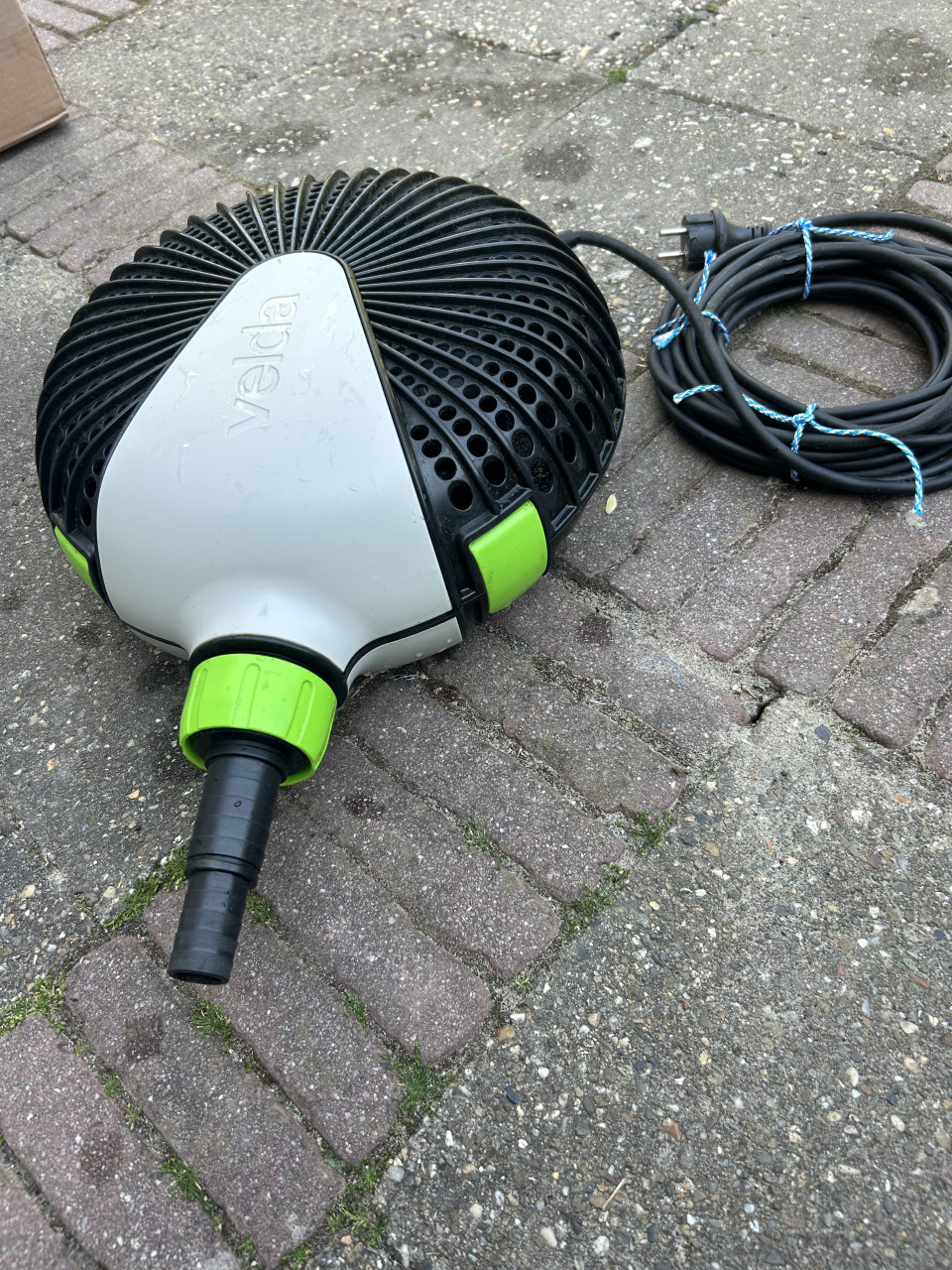 Te koop velda greenline 5000 sterke en zuinige Vijverpomp en 500 lpu