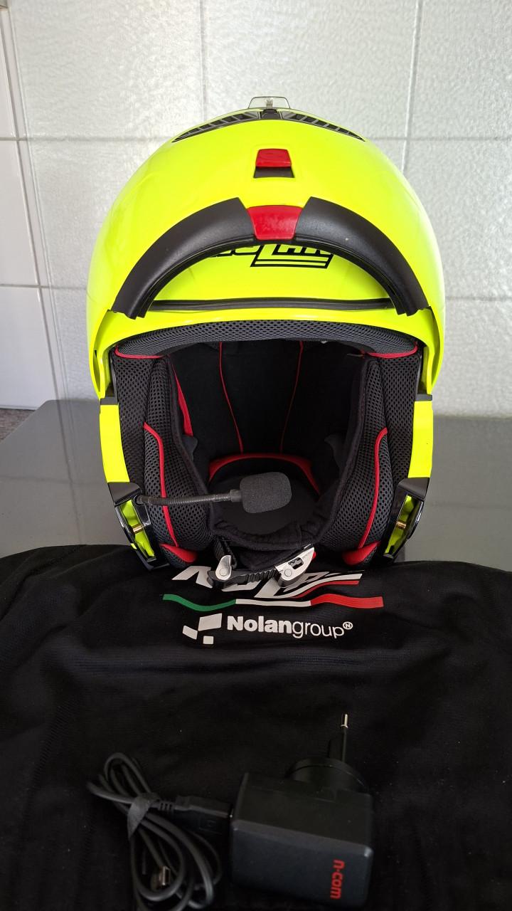 Nolan motor helm
