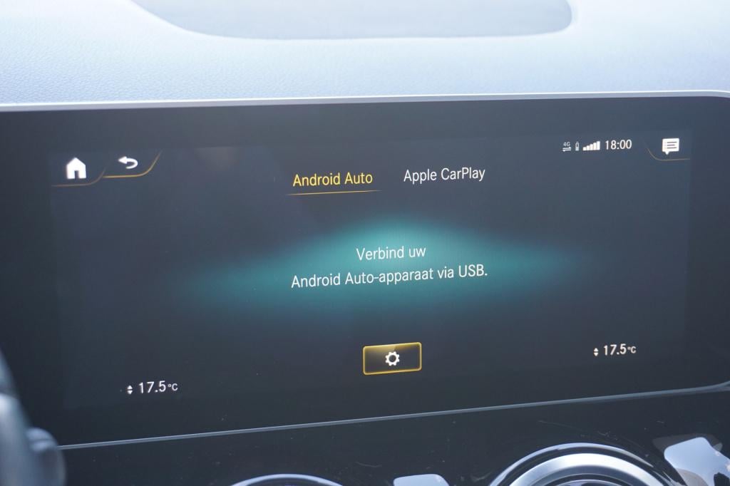 Mercedes-Benz B-Klasse 220 launch edition premium plus climate / navi / pan