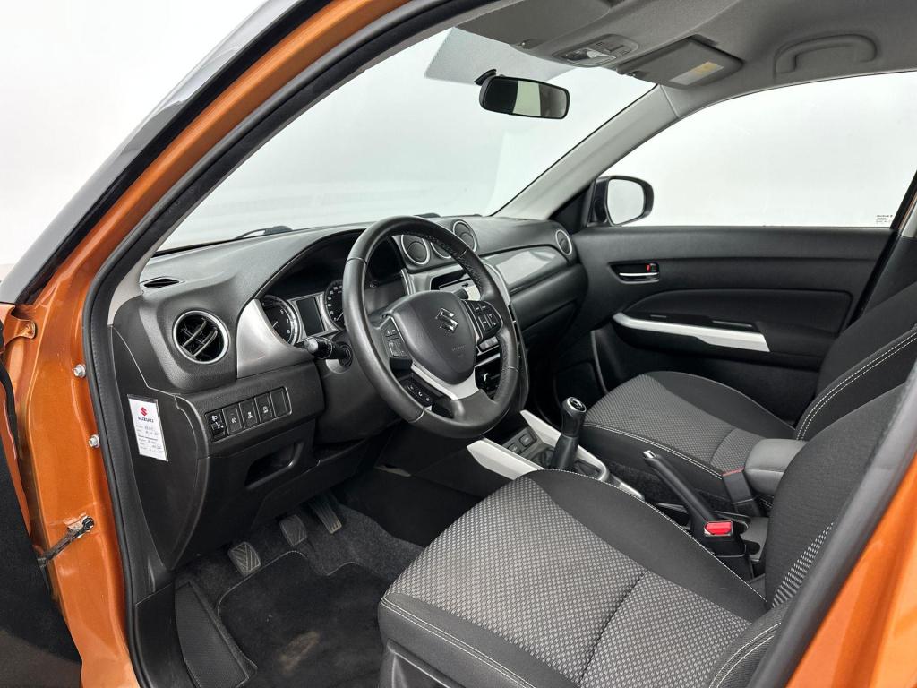Suzuki Vitara 1.6 exclusive | carplay | stoelverwarming | climate control |