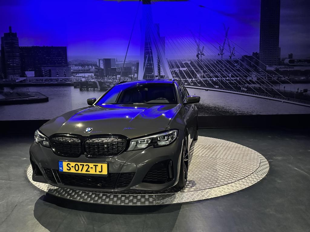 BMW 3-serie touring m340i xdrive high executive *dravit grau*pano*leer*came