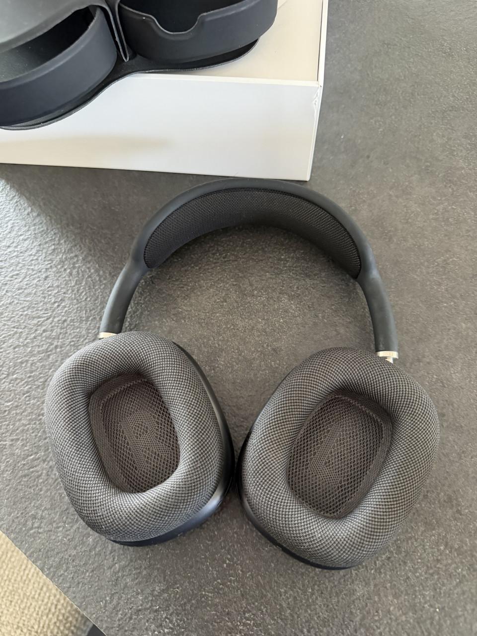 Apple Airpods max space grijs