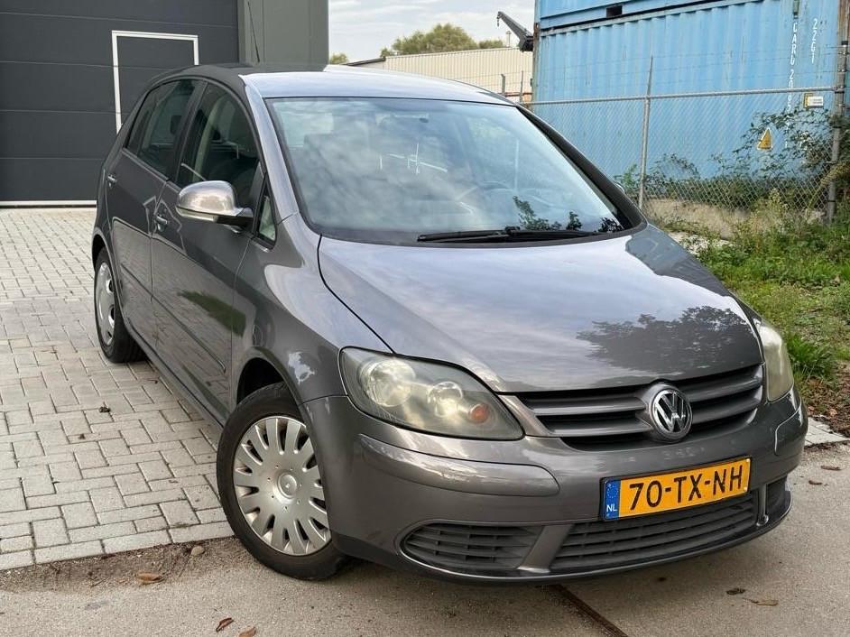 Volkswagen Golf Plus 1.6FSI Optive 3