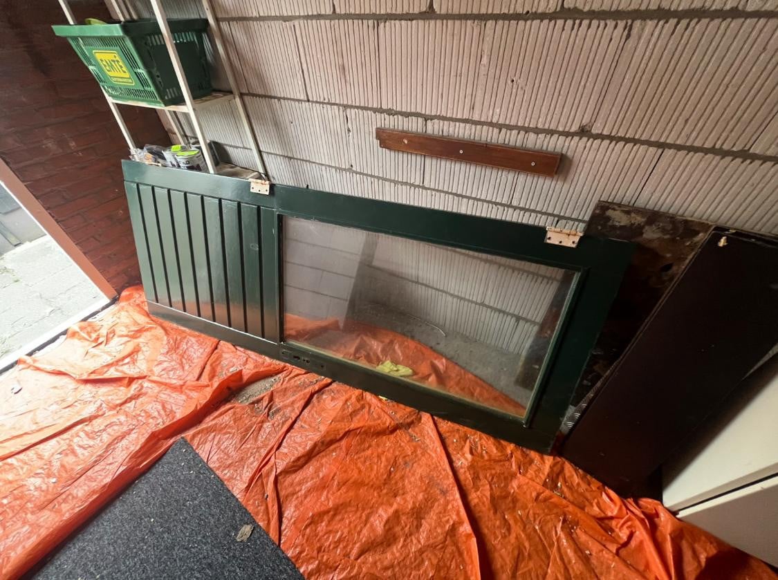 Hardhouten buitendeur  te koop