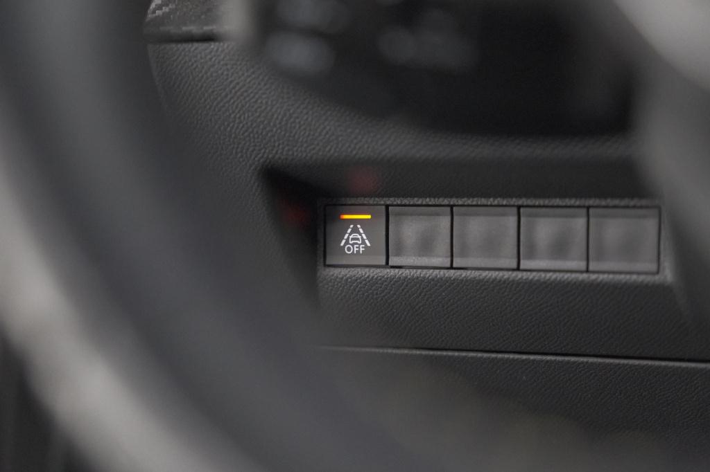 Peugeot 2008 puretech 130 gt pack | leer-pakket | dodehoekdetectie | camera