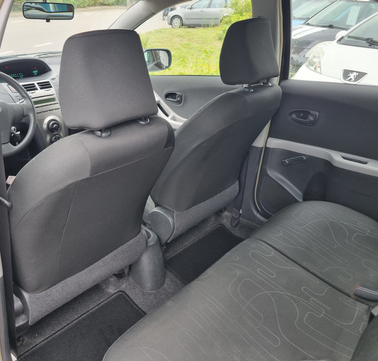 Toyota Yaris 1.0 VVTi Acces
