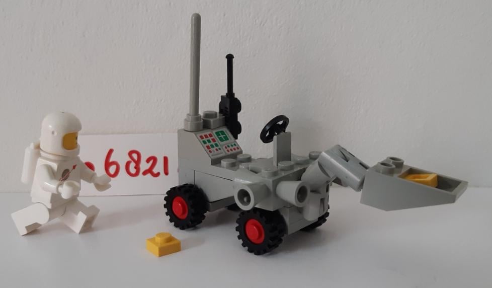 Lego Classic Space 6821: space shovel, ruimte voertuig met astronaut
