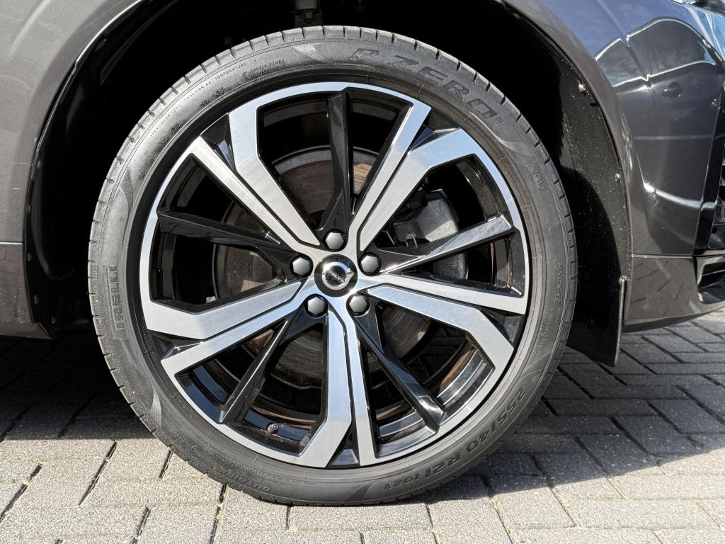 Volvo XC60 t6 398pk recharge dark r-design| panodak| adap.cruise| head-up|