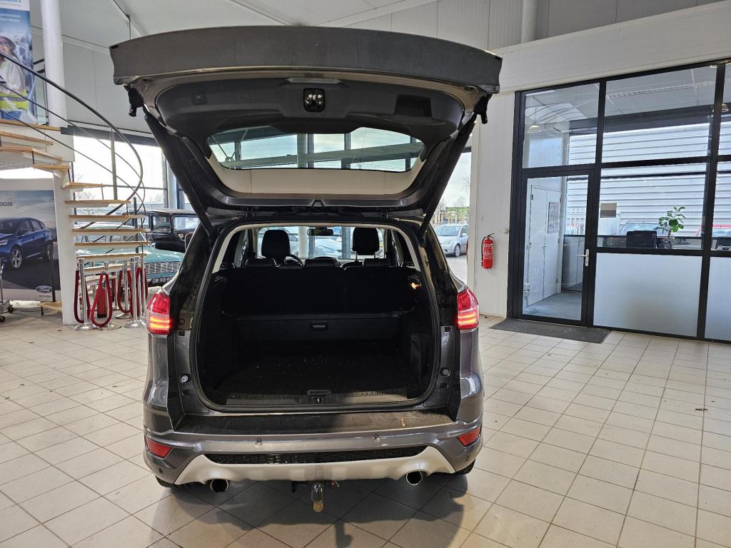 Ford Kuga 1.6 titanium plus