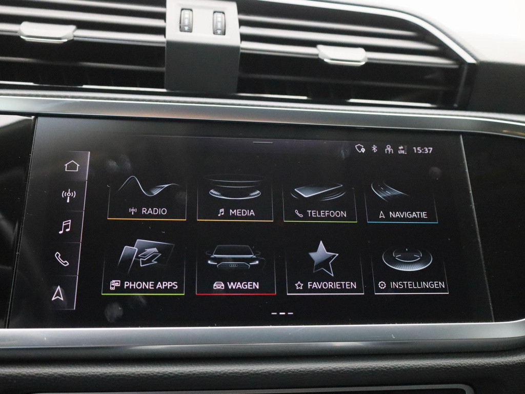 Audi Q3 45 tfsi e s tronic | automaat | lmv | parkeer sensoren | virtual co