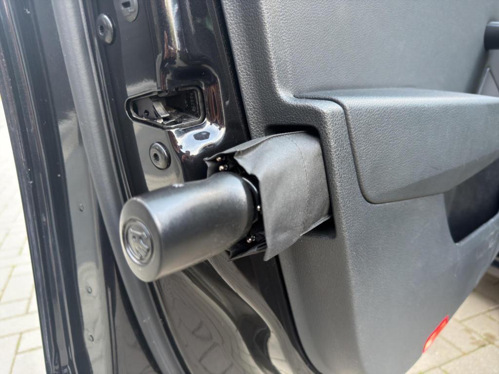 Skoda Superb combi 1.6 tdi style business automaat memory camera