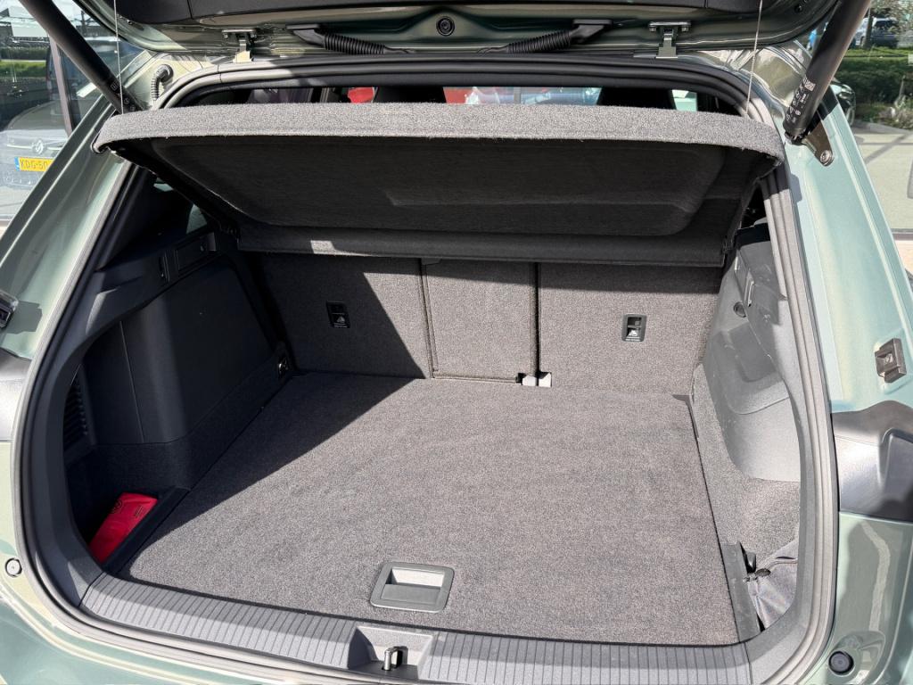 Volkswagen Tiguan 1.5 ehybrid r-line | black line | 360 camera | trekhaak |