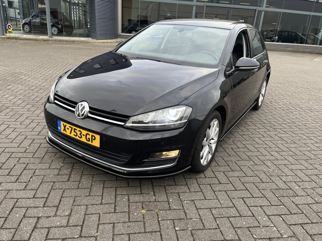 Volkswagen Golf 1.4 tsi highline