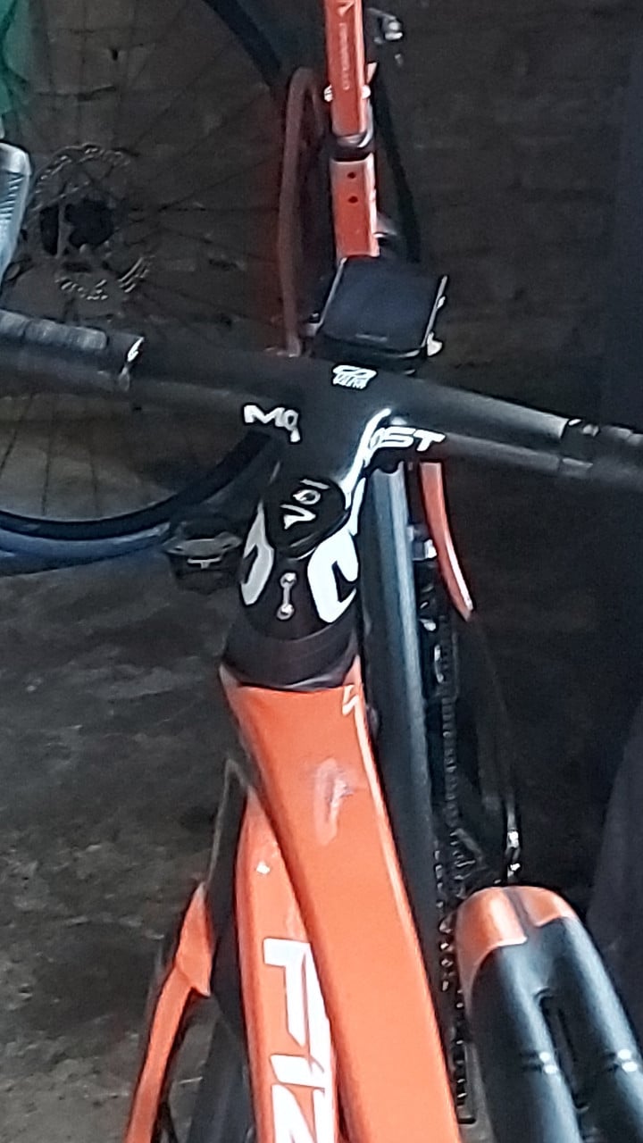 Pinarello  f12