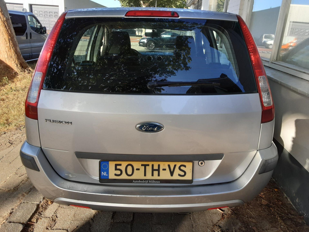 Ford Fusion 1.4-16v champion