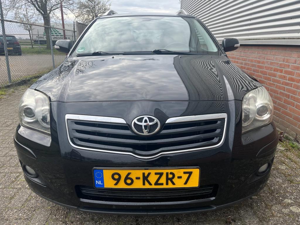 Toyota Avensis wagon 1.8 vvti luna | nieuwe apk | trekhaak