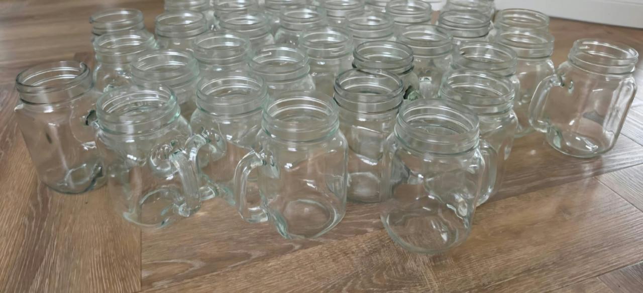 32 stuks glazen potjes met oor