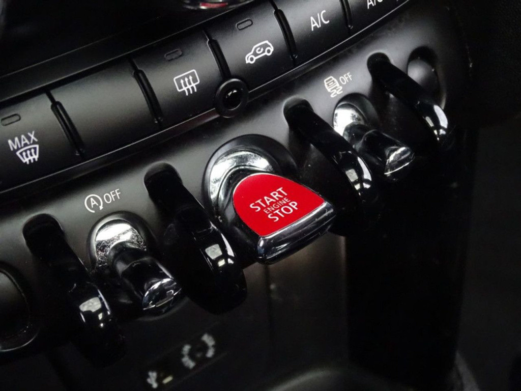 Mini Cooper mini 1.5 chili serious business led | leder | pano