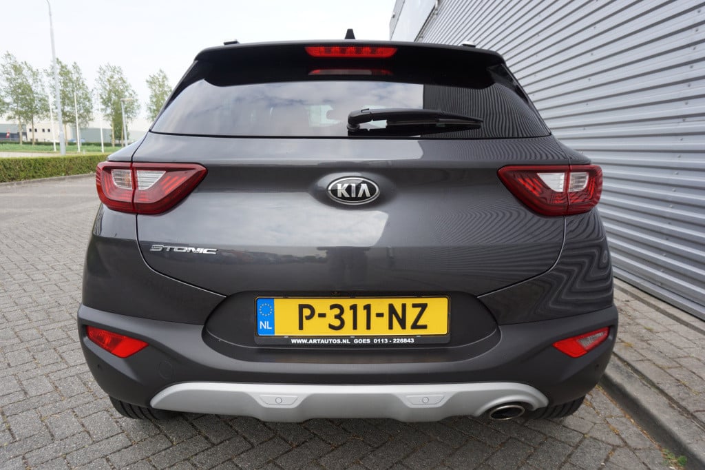 Kia Stonic 1.4 mpi automaat -  climate / navi / cruise / parkeers. / camera