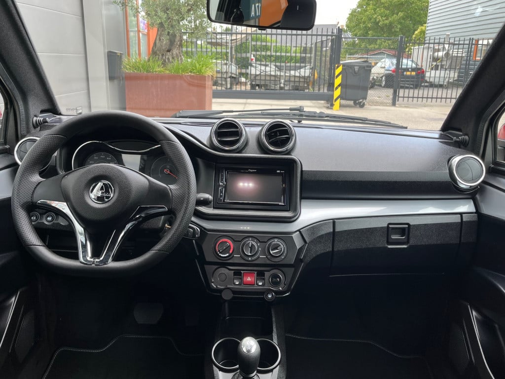 Aixam Coupé brommobiel e premium