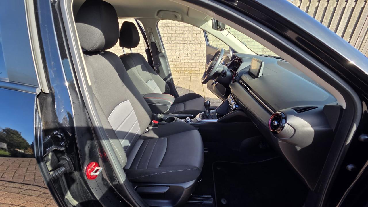 Mazda CX-3 2.0 Skyactiv-g 88KW 2017 Zwart