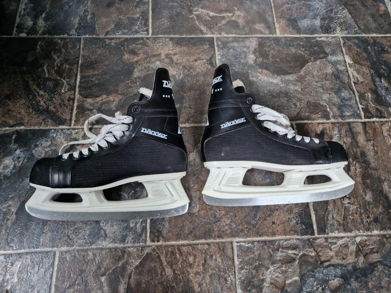 Ijshokeyschaatsen mt 40