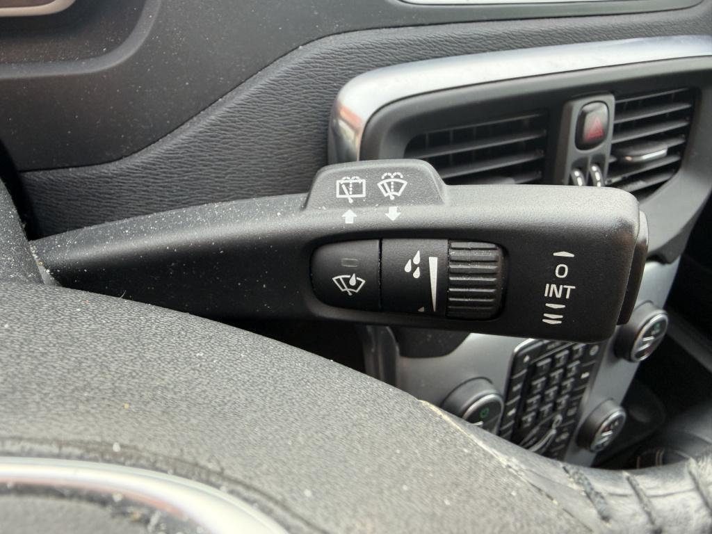 Volvo V40 cross country 2.0 t4 summum automaat | leer | trekhaak | styling 