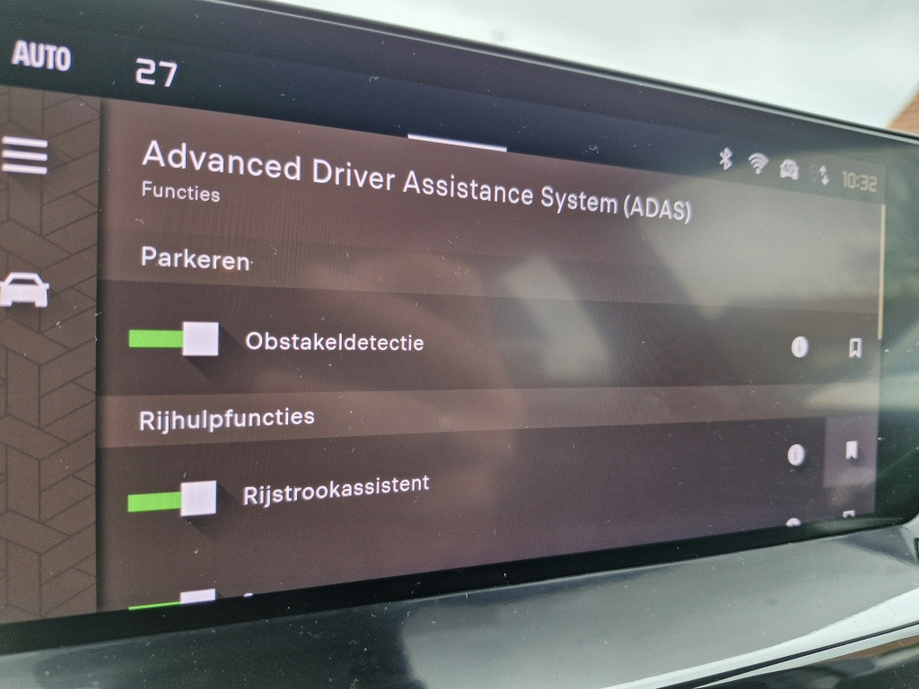 Citroen C4 1.2 puretech plus automaat pack techno pack ambiance