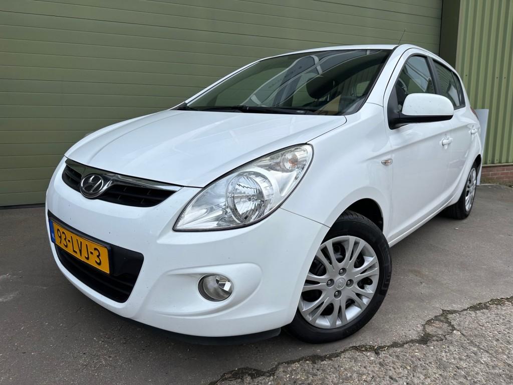 Hyundai I 20 1.4i i-motion automaat