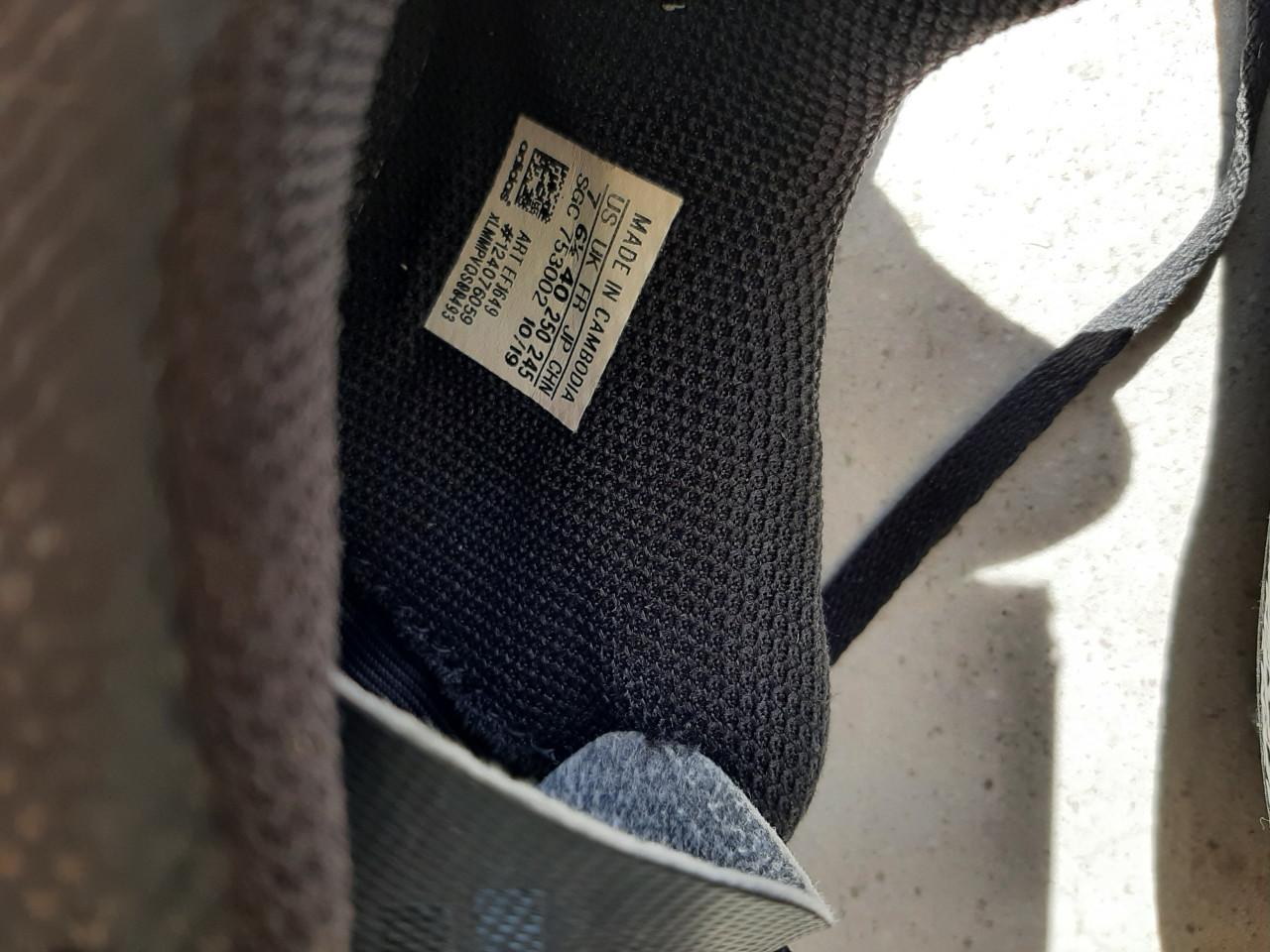 Voetbalschoenen Adidas maat 40