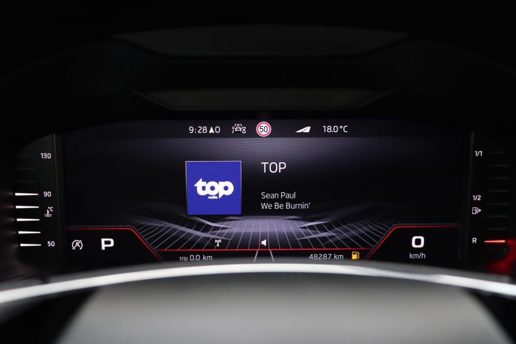 Skoda Karoq 1.5 tsi act sportline business 150pk dsg7