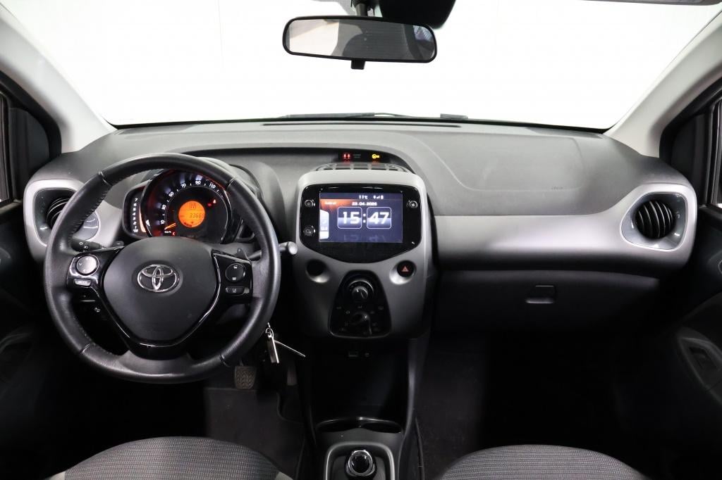 Toyota Aygo 1.0 vvt-i x-play