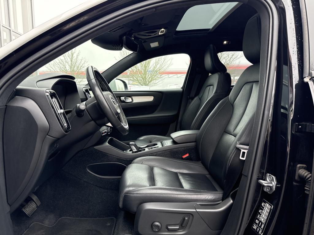 Volvo XC40 2.0 t5 awd intro edition | nl-auto | pano | stoelverw. | acc