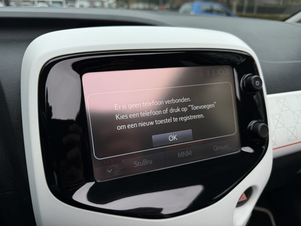 Peugeot 108 1.2 puretech // rolland garros // luxe uitvoering //