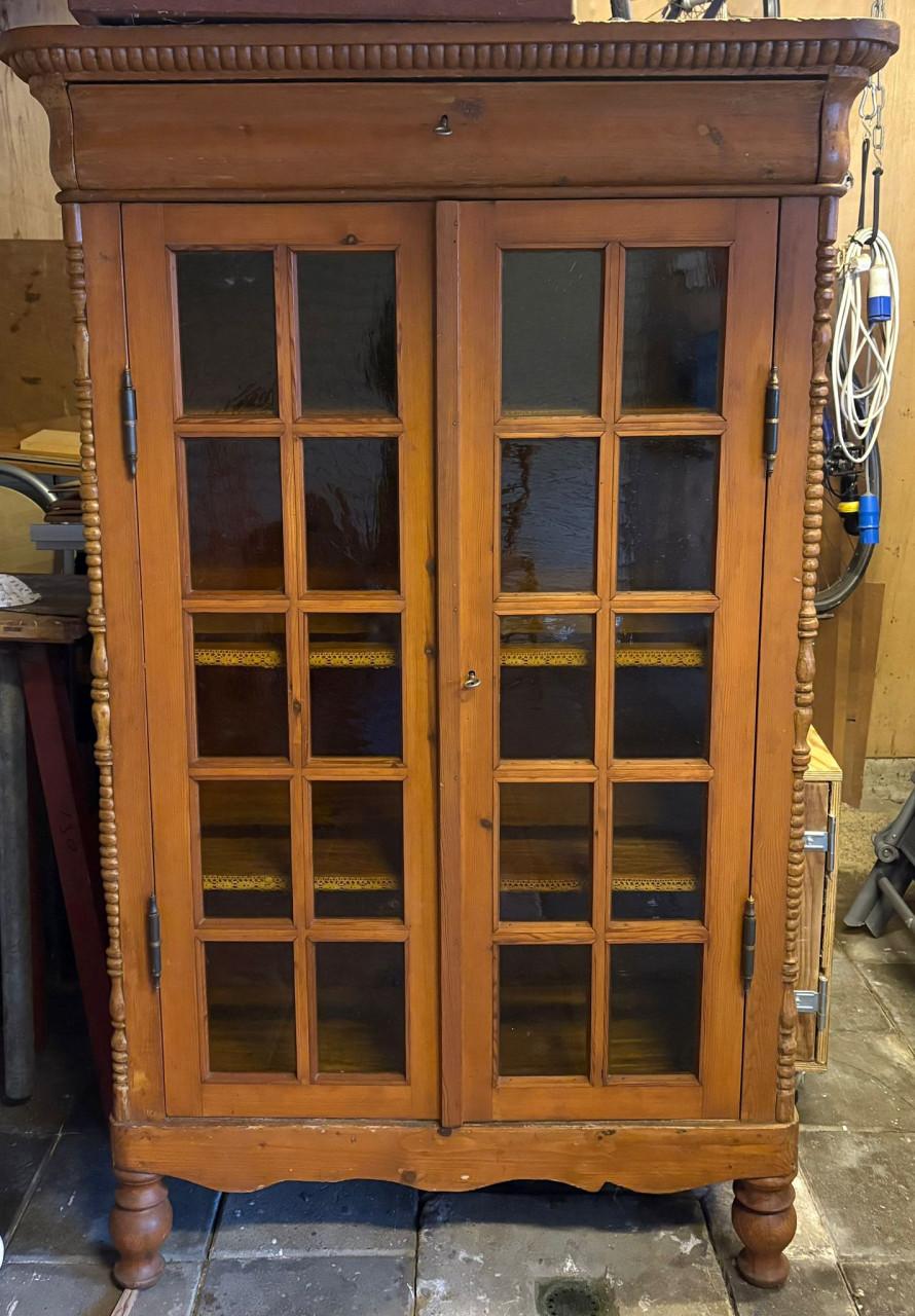 Te koop,Antiek kast / stoel,