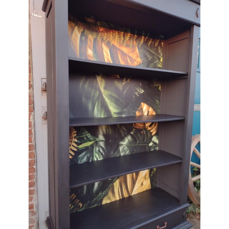 Boekenkast met toffe print