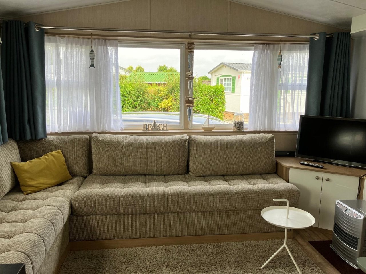 Te huur caravan direct aan zee en natuurgebied  "Het Zwin"