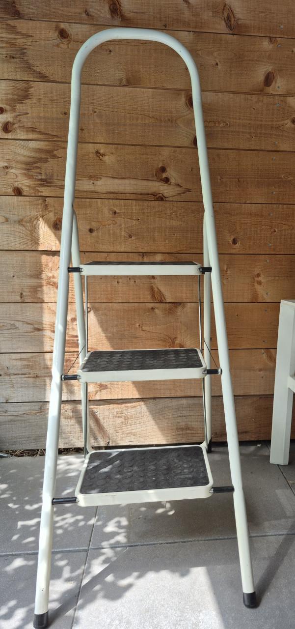 Keukentrap, trapje, huishoudtrap, klustrapje