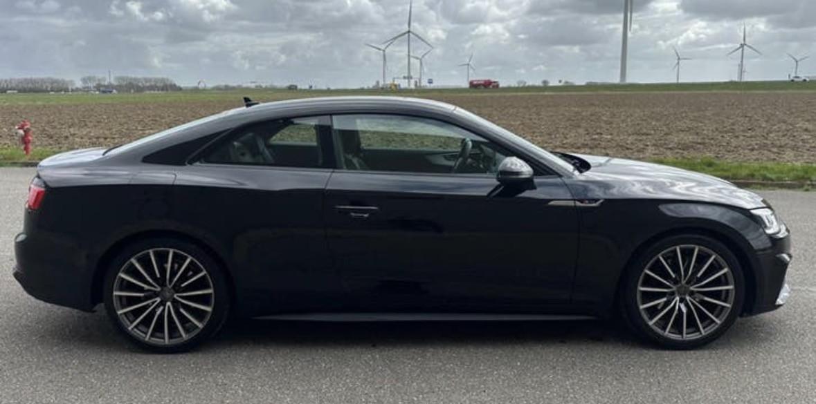Audi A5 2.0 TFSİ S-Line 2017 Ultra S-Tronic Zwart