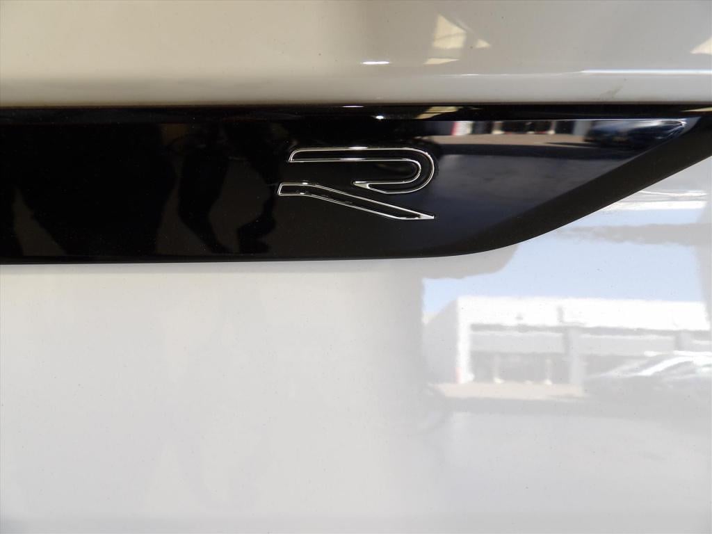 Volkswagen Tiguan 1.5 tsi 150pk dsg r-line