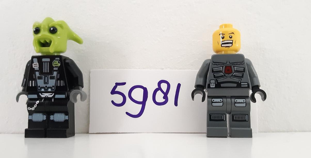 LEGO Space Police Raid VPR 5981: met Space Police Commendant en Rench alien