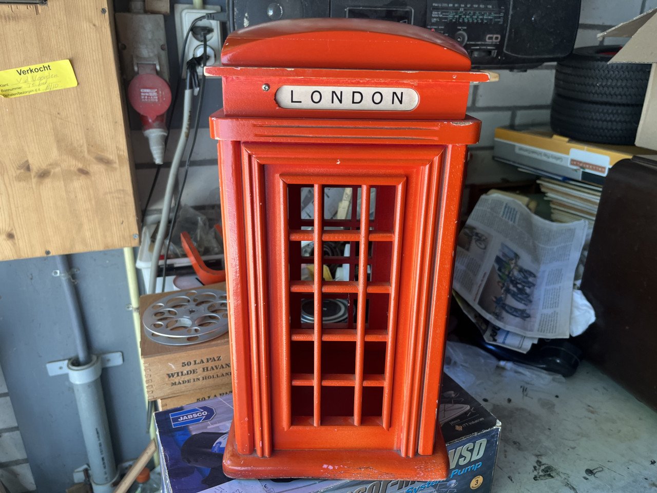 Houten telefooncel Londen rood